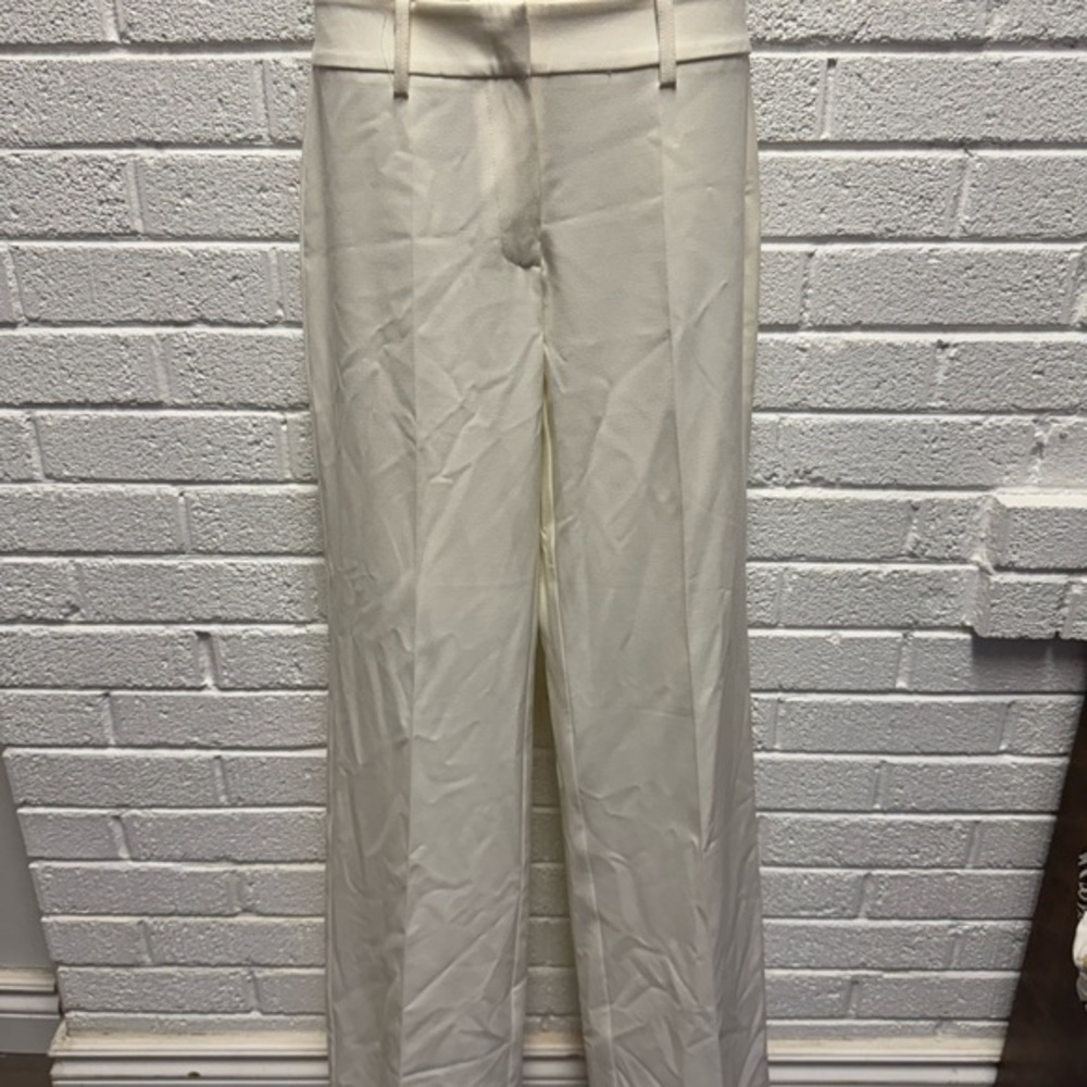 Cream Trousers with Straight-Leg Cut and Minimalist Design